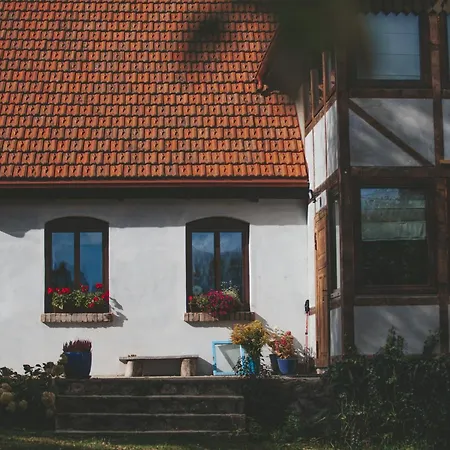 Dom W Trawie Farm stay *